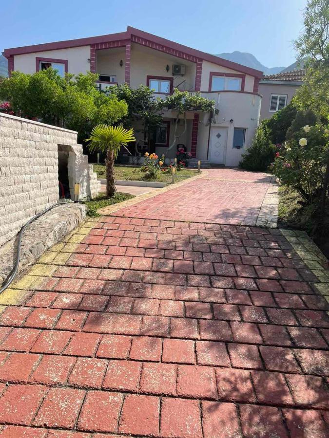 Villa Nilic บาร์ ภายนอก รูปภาพ