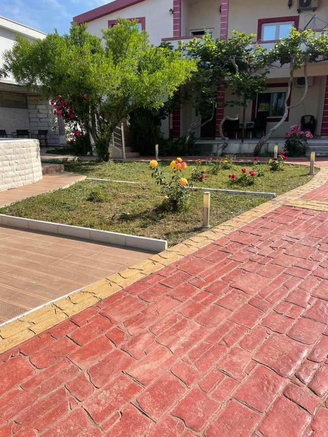 Villa Nilic บาร์ ภายนอก รูปภาพ